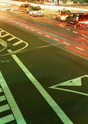 「車検の費用を徹底比較！安く抑えるためのポイントとおすすめ業者ガイド」